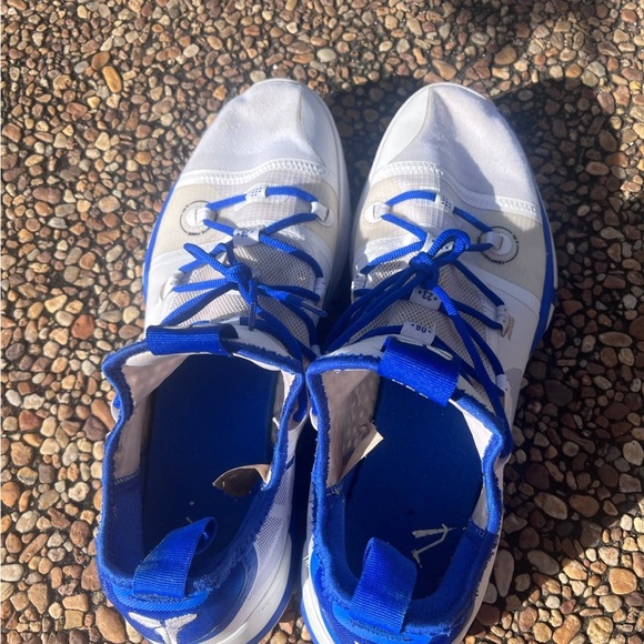 KOBE A.D. EXODUS TB 'WHITE BLUE' - Picture 8 of 10